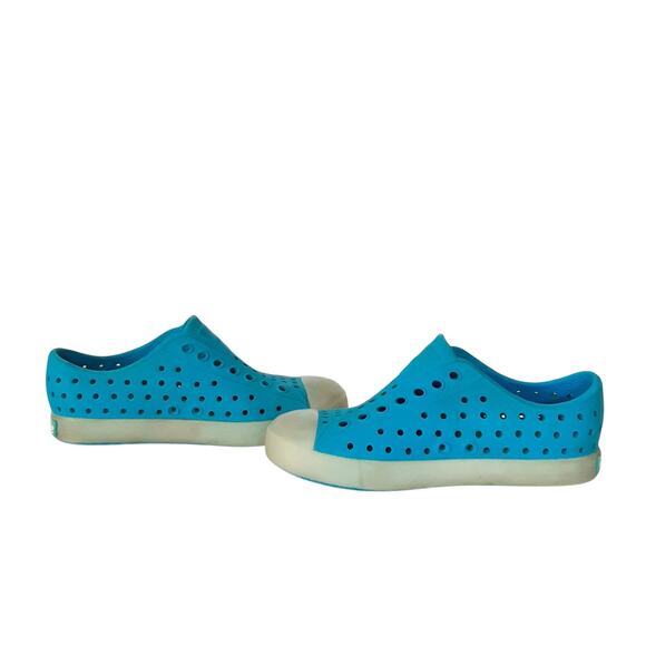 Native Jefferson Water Shoes Boys 10 Blue Glow in the Dark Play Sneakers School - Picture 6 of 9